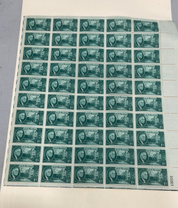 (50) 1945 US Issue Franklin D Roosevelt Memorial Stamps, Unused, Original Gum, Never Hinged