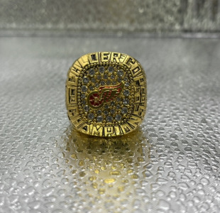 (1) 1986 Calder Cup Adirondack Red Wings Championship Ring Named To Smith