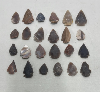 (24) Hand Made Arrow Heads