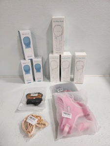 (7) Pet Water Bottles, Muzzle, Collar, (2) Harnesses