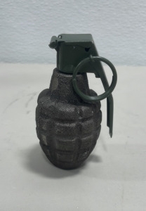 (1) WWII US MK2 Pineapple Type Hand Granade, Inert