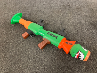 Fornite Nerf Gun & Basket Ball