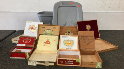 Wooden Cigar Boxes In Tote