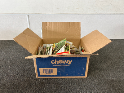 Box with a Large Variety Vegetable Gardening Seeds
