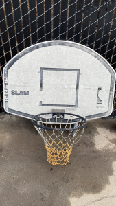 Basketball hoop