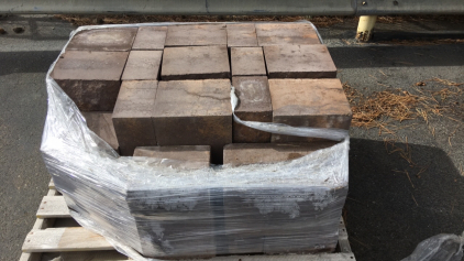 Pallet of Owyhee Edging Tall