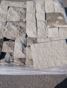 Pallet of Owyhee Wall Vameer Stones