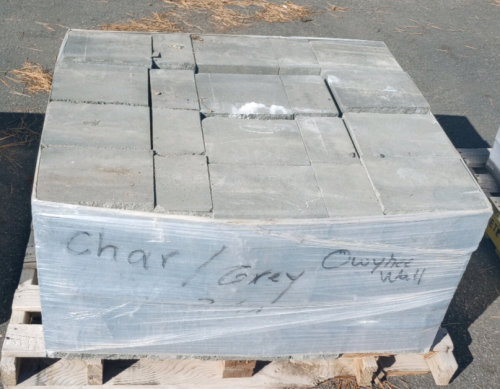 Pallet Of Charcoal Grey Owyhee Wall Stones