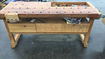 Large Work Bench With tools