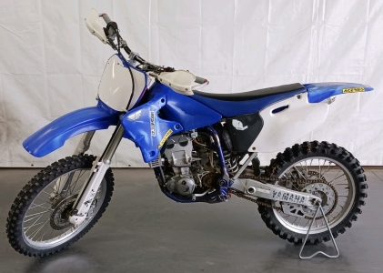2001 Yamaha YZ426F Dirtbike