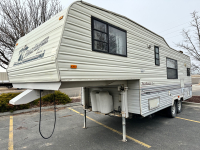 1991 Kit Road Ranger 5th Wheel Trailer