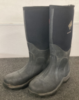 Arctic Sport Muck Boots Size M12/W13
