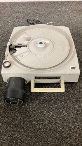 Kodak Ektagraphic Slide Projector- Works