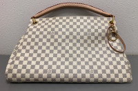 “Louis Vuitton Paris” Shoulder Bag