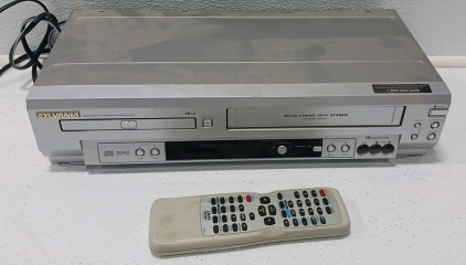 Sylvania Video Cassette Recorder & DVD/ CD Player