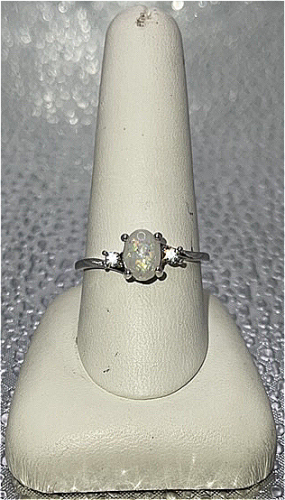 (1) Oval Fire Opal Ring Size 10