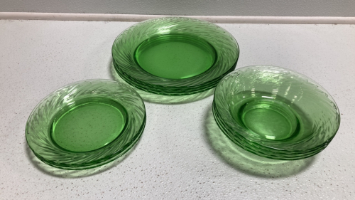 Green Pyrex: (4) Dinner Plates, (4) Bowls, (3) Salad Plates