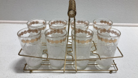 Set of 8 Glasses w/ Carrying Rack