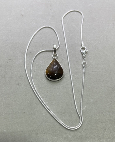 (1) Tiger Eye Jasper Gemstone .925 Necklace