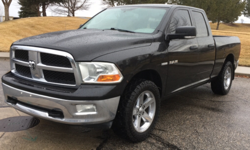 2009 Dodge Ram - 4x4!