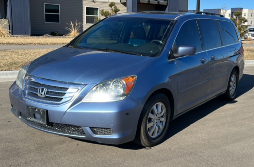 2010 Honda Odyssey - Power Hatch - Leather Seats!