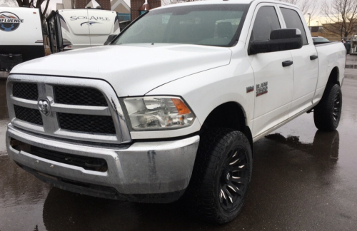 2014 Ram 2500 - 4x4!