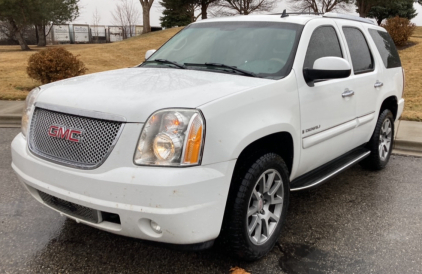 BANK REPO - 2007 GMC Yukon Denali - 4x4!