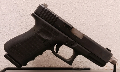 Glock 23 .40 Cal Pistol --PKF034