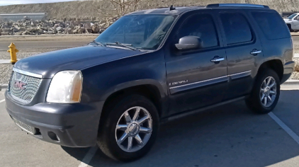 2008 GMC Yukon - 4x4 - DVD