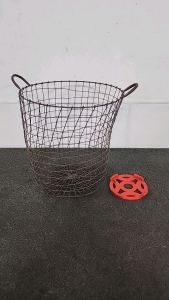 Vintage Laundry Hamper & Trivet