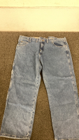 Blue Ridge Wrangler Relaxed Fit Jeans ( 44x29 )