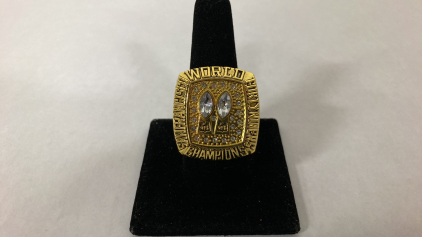 Size 10.5 1984 San Francisco 49ers World Championship Ring Replica