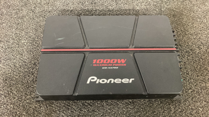 Pioneer GM-A5702 1000W Amp