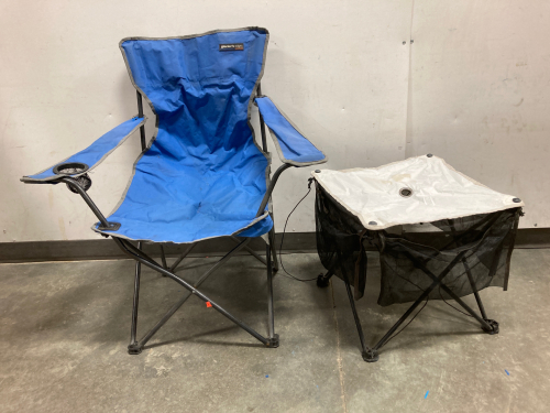 Lawn Chair With White Foldable Table