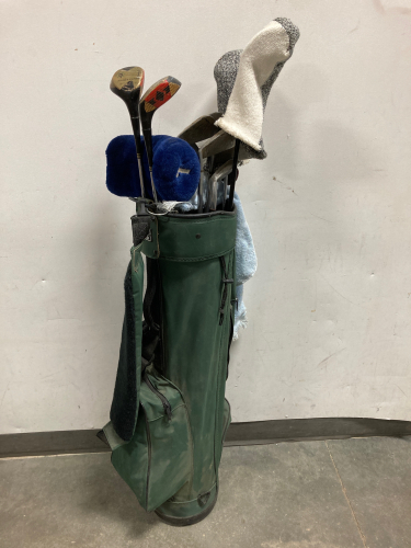 Golf Bag With Clubs