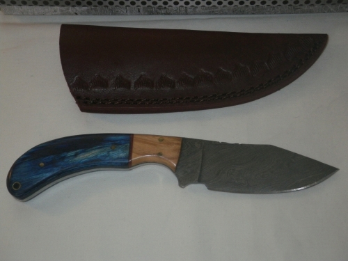 Damascus Full Tang Hunting Knife