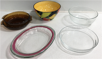 Baking Dishes And Salad Bowls