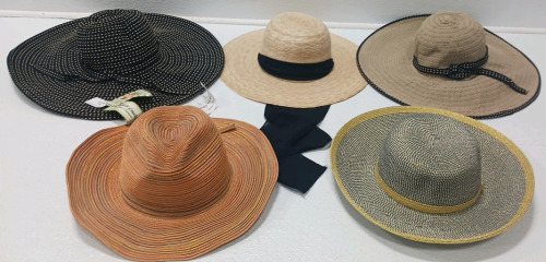 (5) Woman's Sun Hats