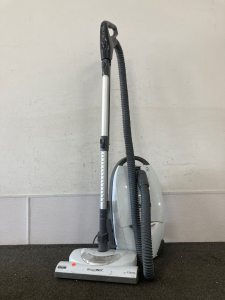 Kenmore Progressive Vaccum