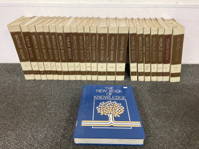 Almost Full Set Of Encyclopedia And The New Book Of Knowledge