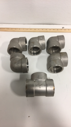 (5) 3M 2-1/2” F304/L Steel Socket Weld Fittings (1) 3M 2-1/2” F304/l Steel Socket Tee Fitting