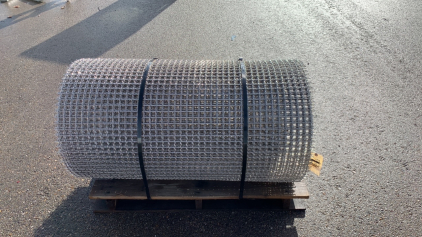 Large Roll Of metal Fencing