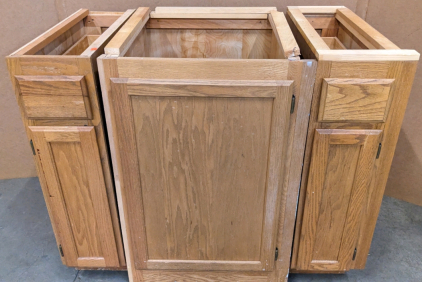 Oak Cabinets w/Drawers