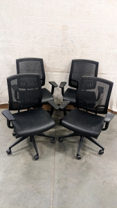 (4) Desk Chairs