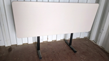 60x24 Flip-up Table