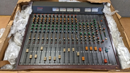 Tascam M-312B Mixing Board - Powers On