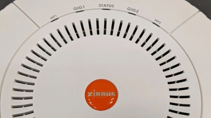 (12) Xirrus XR600 WiFi Boosters