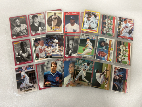 27 Baseball Cards : Greg Maddux, Jeff Bagwell, Mark McGwire and Other Stars