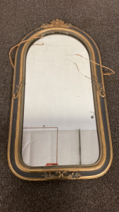 (24)in. Lenght (12)in Width Mirror
