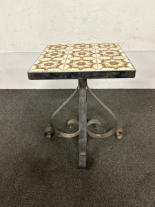 13.5&rdquo;x 13.5&rdquo;x 18.5&rdquo; Decorative Patio Table